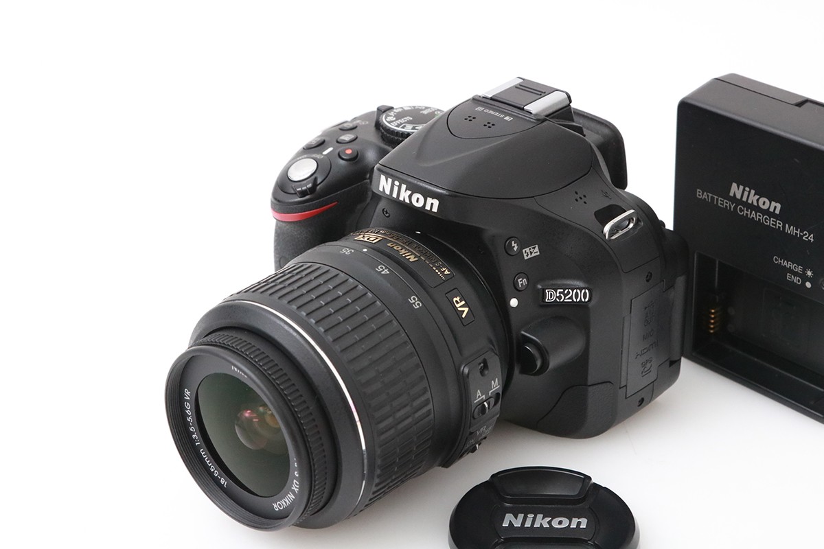 中古デジタル一眼カメラ 付属レンズ：レンズ付き 製品一覧 - 価格.com
