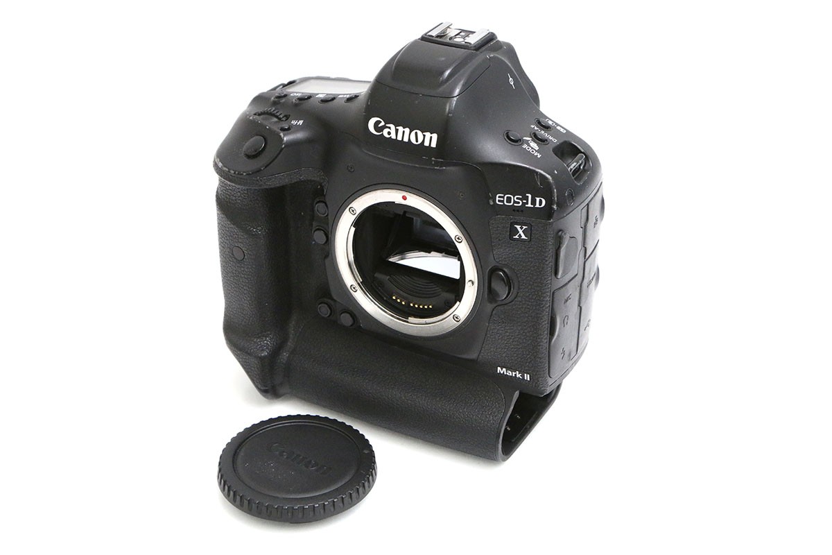 EOS-1D X Mark II �{�f�B CA01-B6781-3V3B