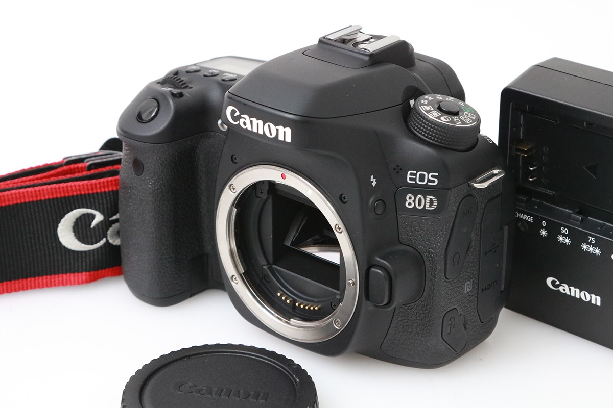 EOS 80D �{�f�B�i�Z���T�[���|�ς݁j CA01-M6585-2Q1B