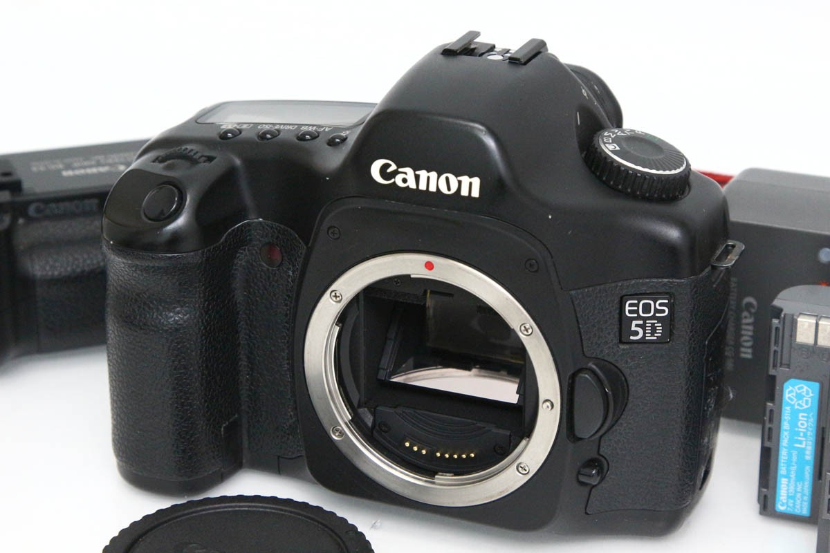 価格.com - CANON EOS 30D ボディ 純正オプション
