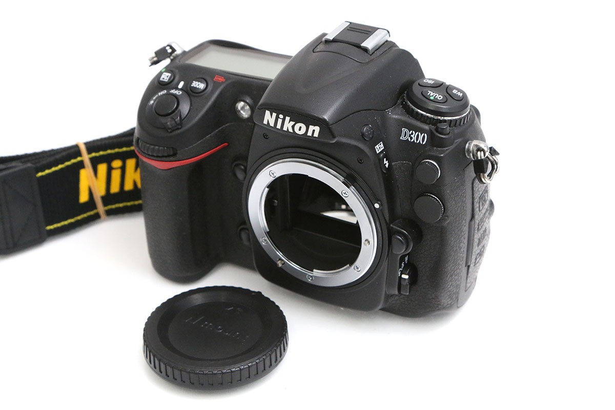 D300 ボディ CA01-B6846-3Y2B