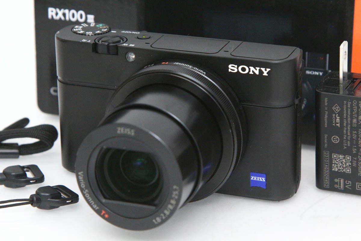 DSC-RX100M3 CA01-R5197-3Y3