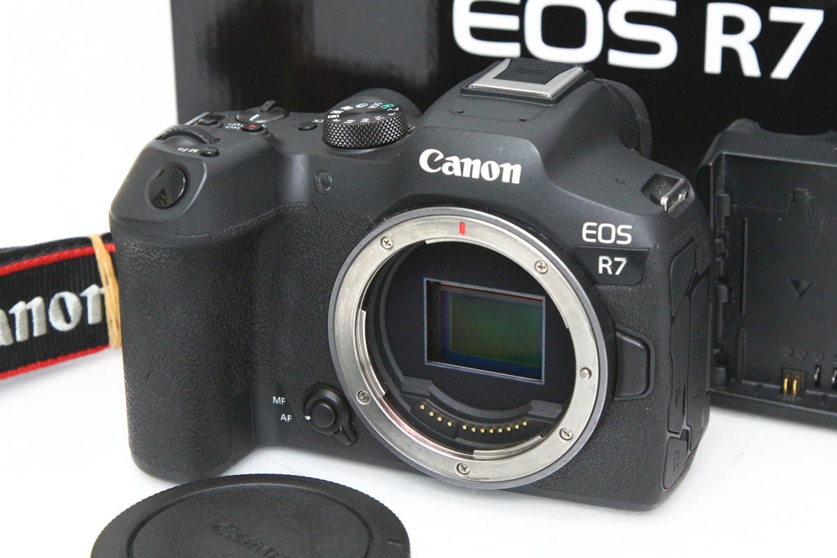 EOS R7 ボディ(センサー清掃済み) CA01-R5204-2Q5