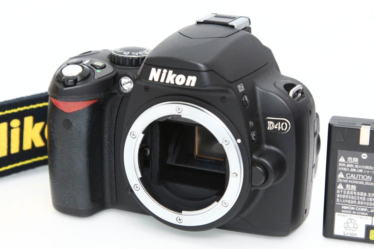 D40 ボディ CA01-R6569-3Y2A
