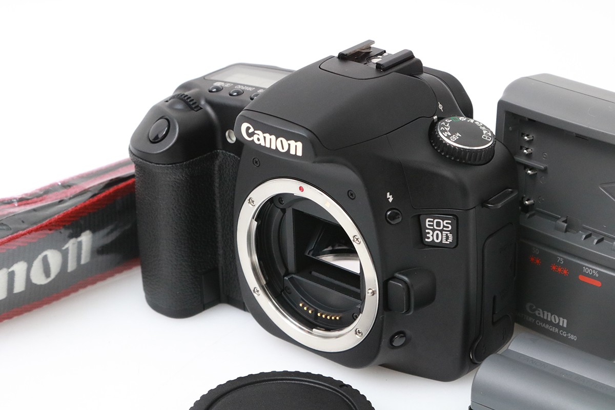 EOS 30D �{�f�B CA01-M6659-2J4