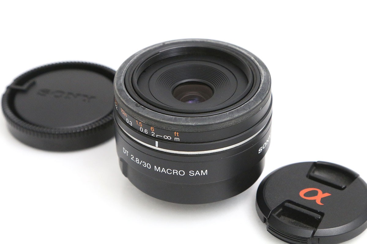 ソニー DT 30mm F2.8 MACRO SAM SAL30M28 CA01-B5823-2M7A