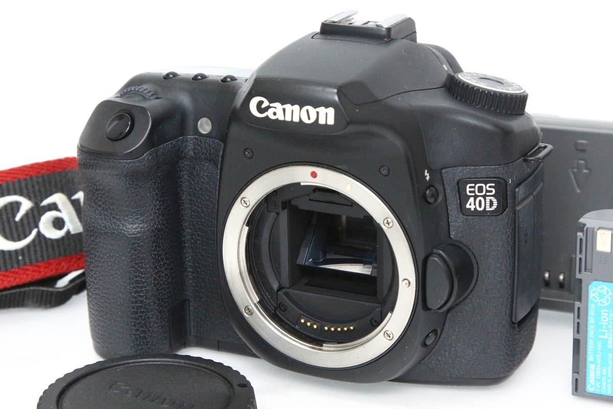 EOS 40D �{�f�B�i�Z���T�[���|�ς݁j CA01-R5471-3U1A