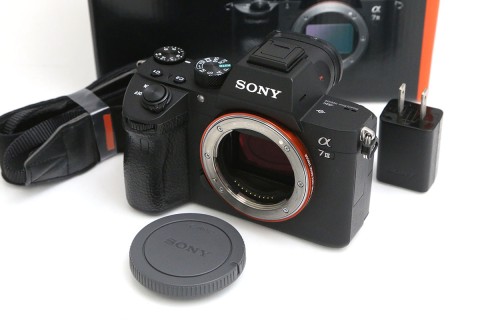 α7 III ILCE-7M3 ボディ CA01-B7147-4A3