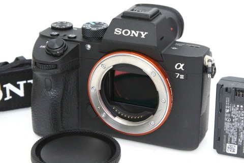 α7&nbsp;III&nbsp;ILCE-7M3&nbsp;ボディ&nbsp;CA01-R7337-3V1B