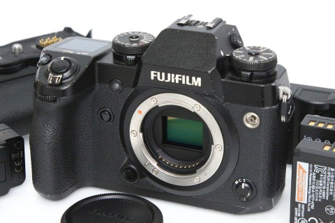 FUJIFILM X-H1 ボディ CA01-R7580-3V2A
