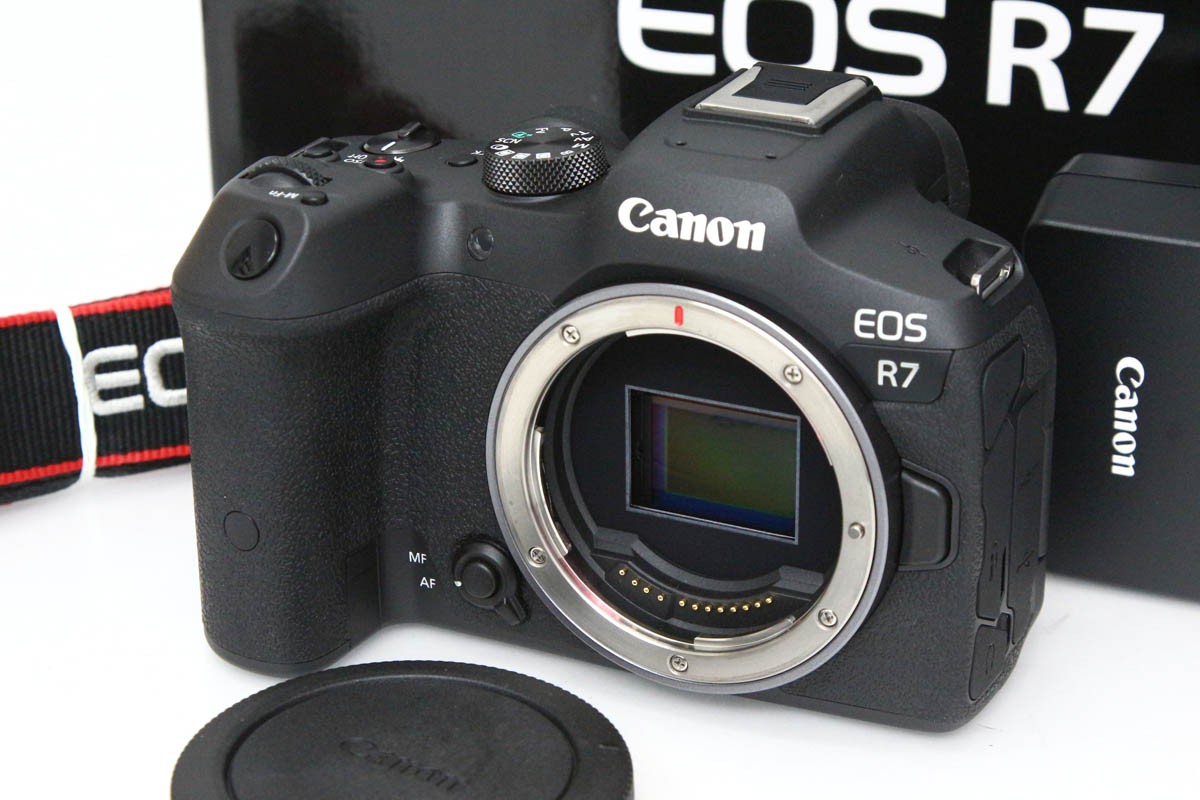 EOS R7 ボディ 中古価格比較 - 価格.com