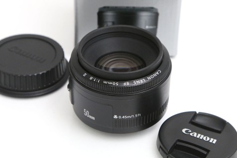 EF50mm&nbsp;F1.8&nbsp;II&nbsp;CA01-B7380-2M9