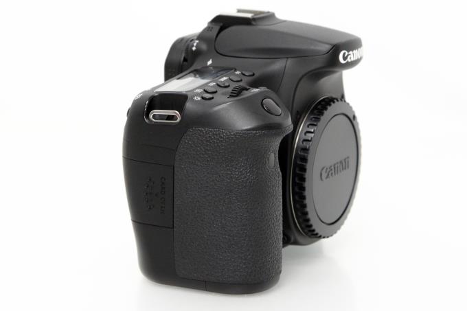 ★人気一眼レフ★Canon キャノン EOS 70D ボディ 極少シャッター数 ☆人気一眼レフ☆Canon キャノン EOS 70D ボディ 極少シャッター