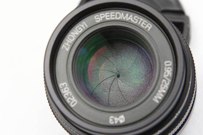 SPEEDMASTER 25mm F0.95 マイクロフォーサーズ用 【K190】 | 中一光学