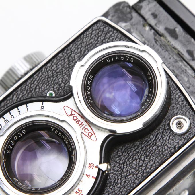 YASHICAFLEX 二眼レフカメラ (YASHIKOR 80mm F3.5) おまけ付 【K504