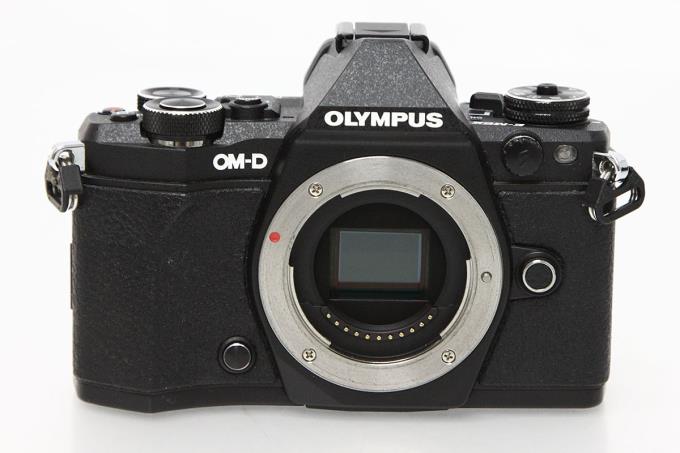 Om D E M5 Mark Ii ボディ ブラック 互換品グリップ付 K640 オリンパス ミラーレスカメラ アールイーカメラ