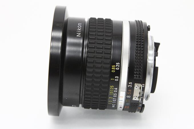 Ai Nikkor 18mm F3.5S 元箱・レザーケース・フード付 【K700