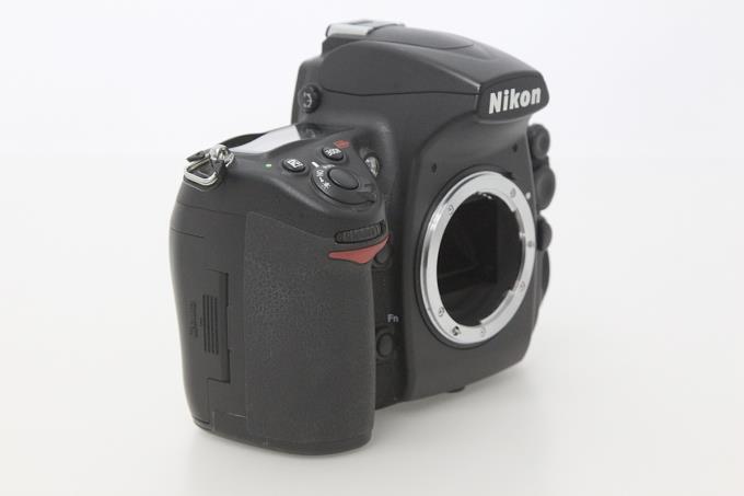 Nikon D700 ボディ シャッター数100以下
