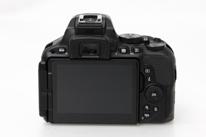 D5500 18-55 VR II レンズキット ブラック シャッター回数6000回以下