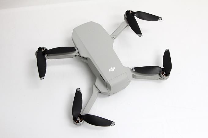 DJI Mavic Miniのフライモアコンボセット DJI Mini 4 Pro Fly More