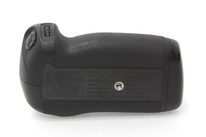 Nikon　MB-D14　マルチパワーパック　純正美品　D600/D610 Amazon.com : Nikon MB-D14 Multi Battery Power Pack for Nikon