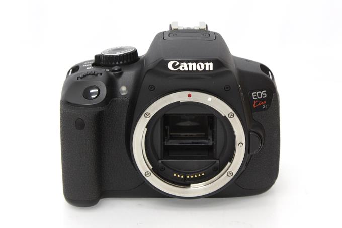 Canon EOS Kiss X6i ボディ + 付属品-