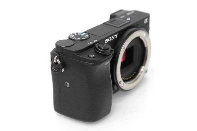 α6300 ILCE-6300L パワーズームレンズキット シャッター回数約4000回