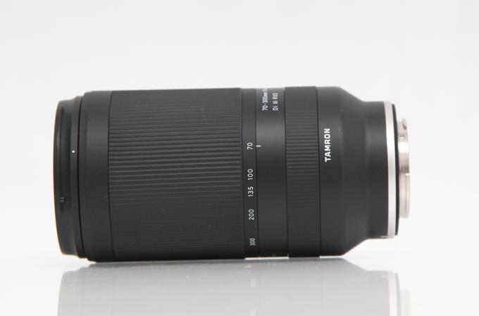 70-300mm F4.5-6.3 Di III RXD (Model A047) ソニーEマウント E464-2B1