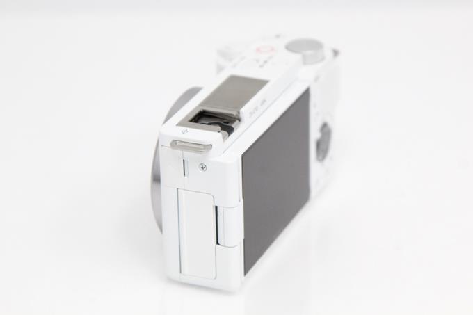 VLOGCAM ZV-E10 ボディ [ホワイト] E563-2P4 | ソニー | ミラーレス