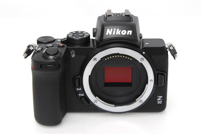 Nikon カメラ Z50 極美品 5年延長保証 ダブルズームキット