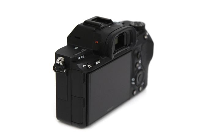 α7 III ILCE-7M3 ボディ シャッター回数 約59250回以下 A869-2O4