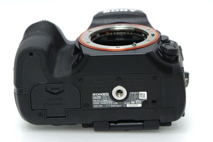 α99 II ILCA-99M2 ボディ シャッター回数 約22200回以下 γH019-2C2
