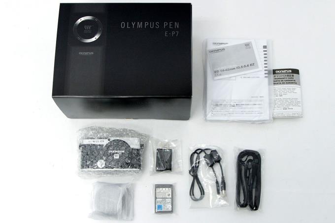 28,800円OLYMPUS PEN E-P7 レンズキット