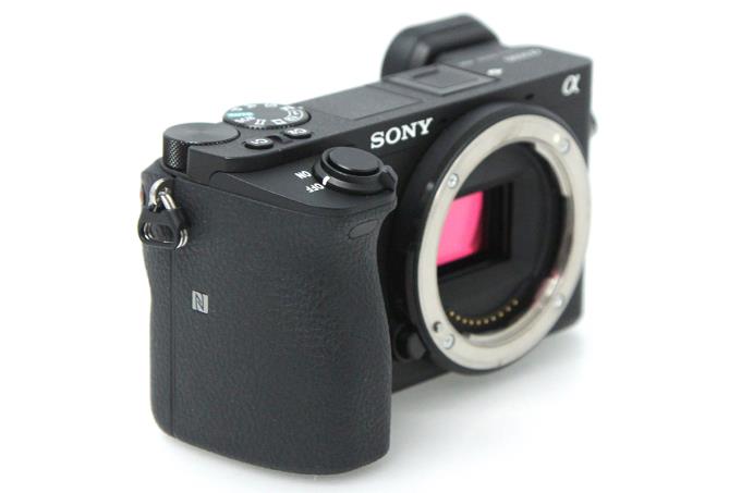 SONY ミラーレス一眼カメラ α6500 シャッター回数6500回-
