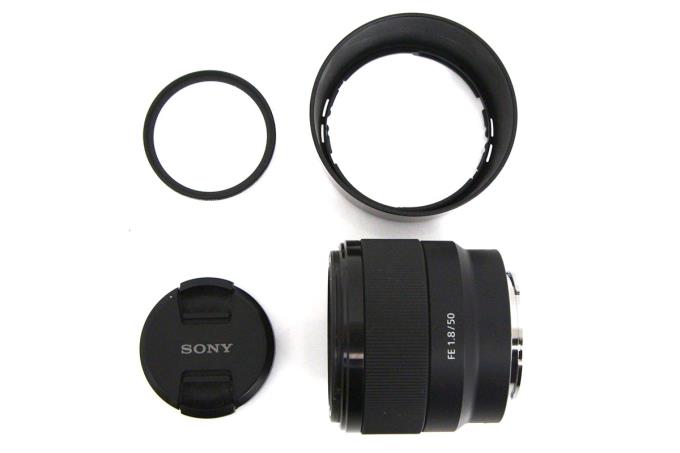極美品 SONY FE 50F1.8 レンズキャップ リアキャップ フード付き-