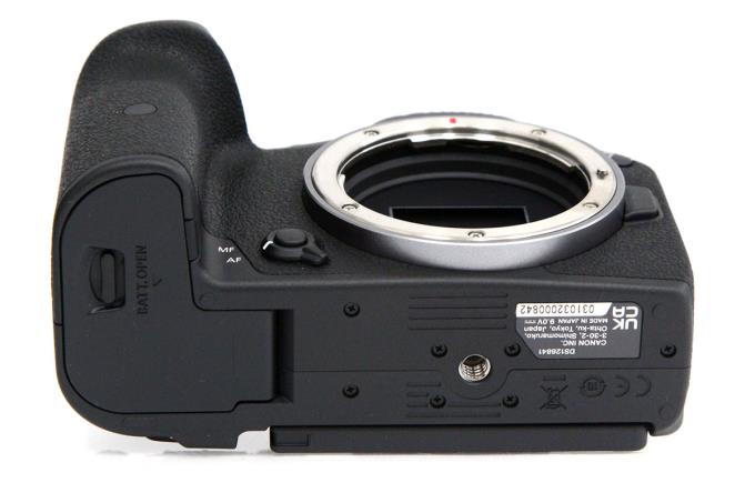 EOS R7 ボディ γA2983-2P5 キヤノン ミラーレスカメラ│アールイーカメラ