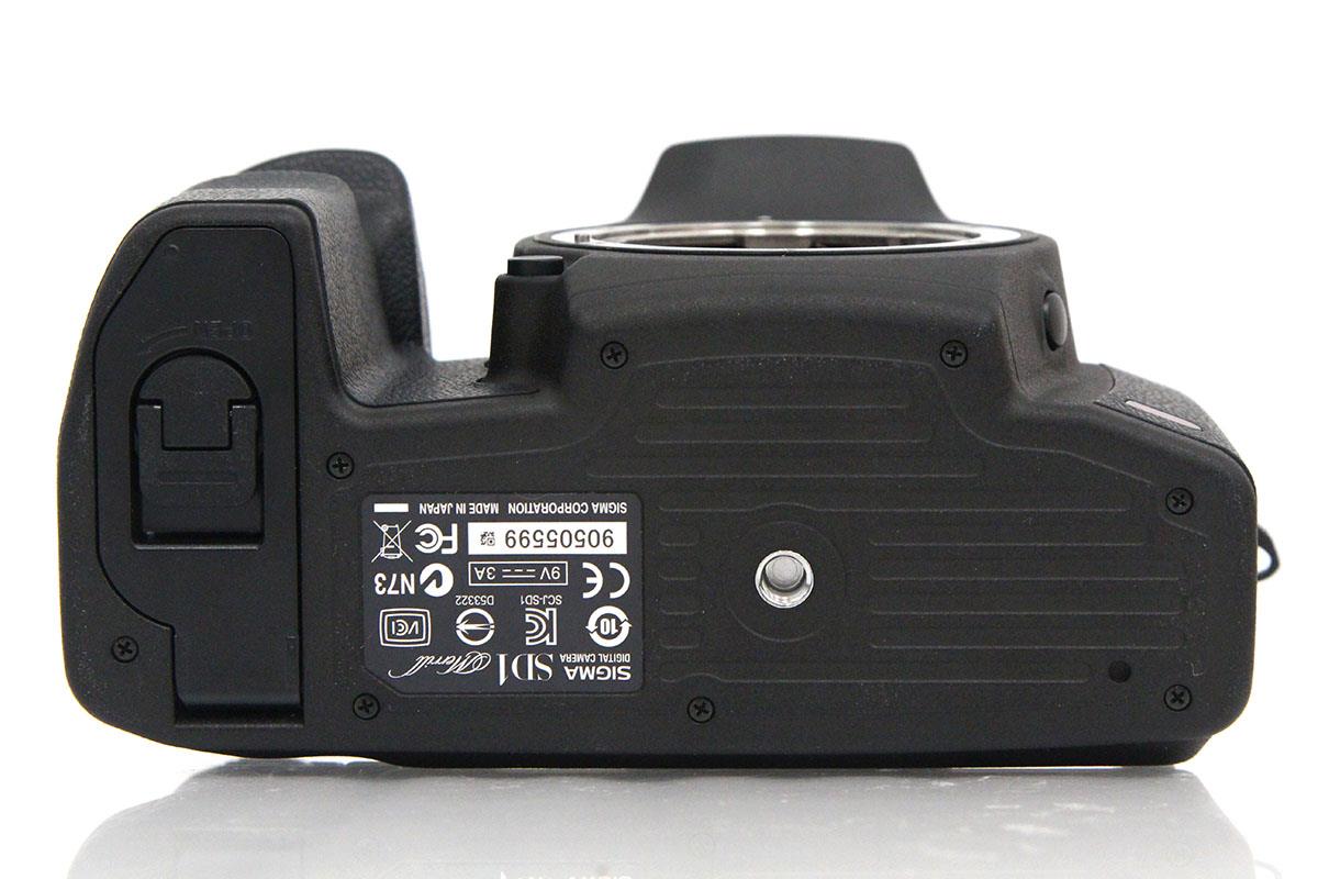 SD1 Merrill ボディ γA4137-2Q1A | シグマ | デジタル一眼レフカメラ ...