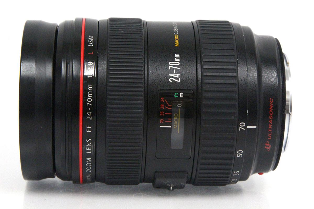 Canon EF 24-70mm 1:2.8 L USM ズームレンズ カメラグリップ部分の変色はあります