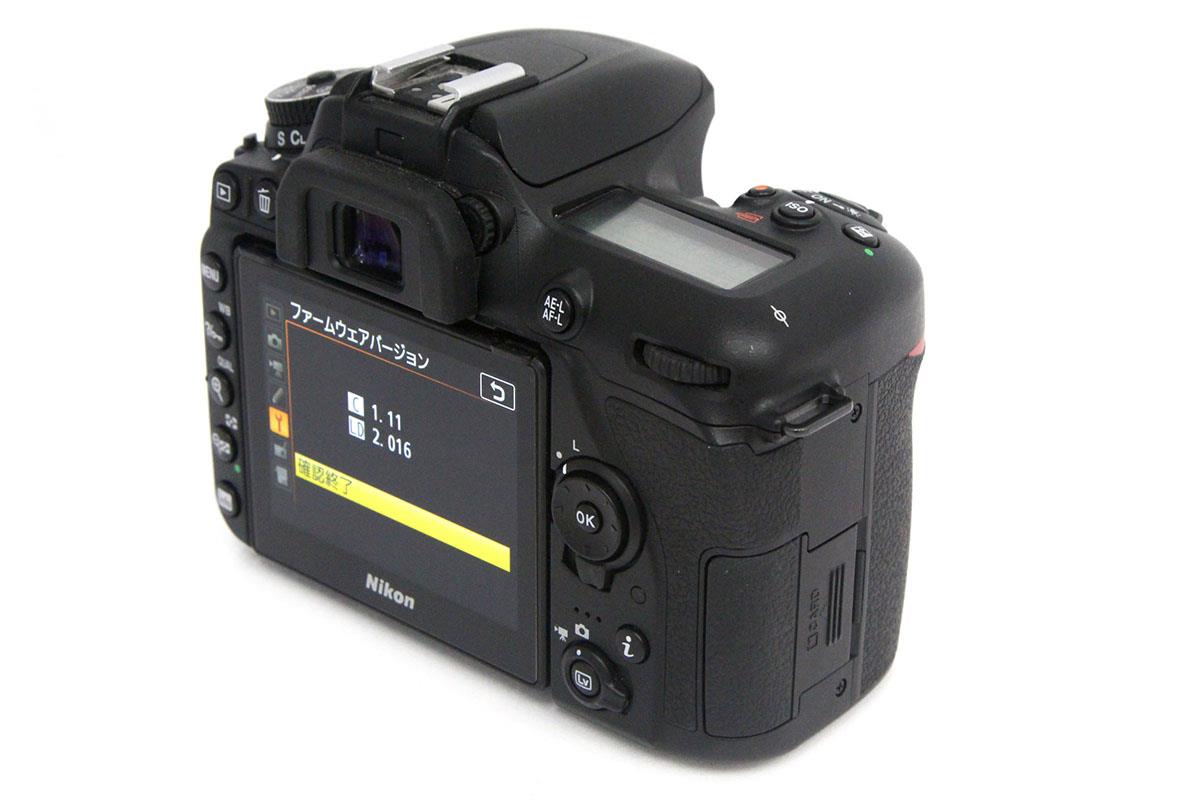Nikon D7500 ボディ 美品。シャッター数少ない