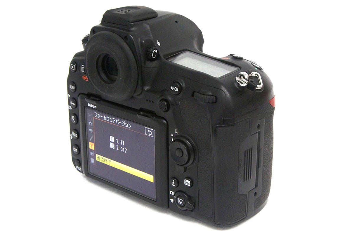 Nikon D850 ボディ シャッター回数少ないく美品 保証書 付属品完備
