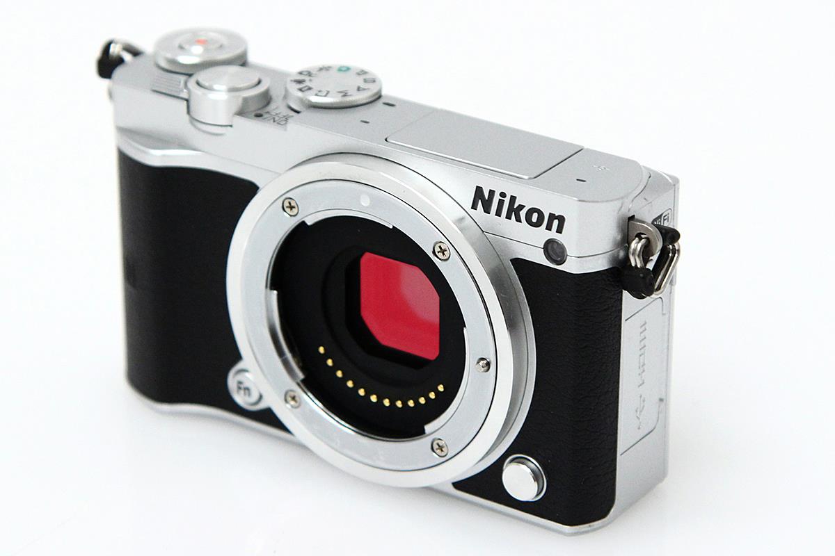 Nikon 1 J5 ダブルレンズキット シルバー シャッター回数 約1100回以下