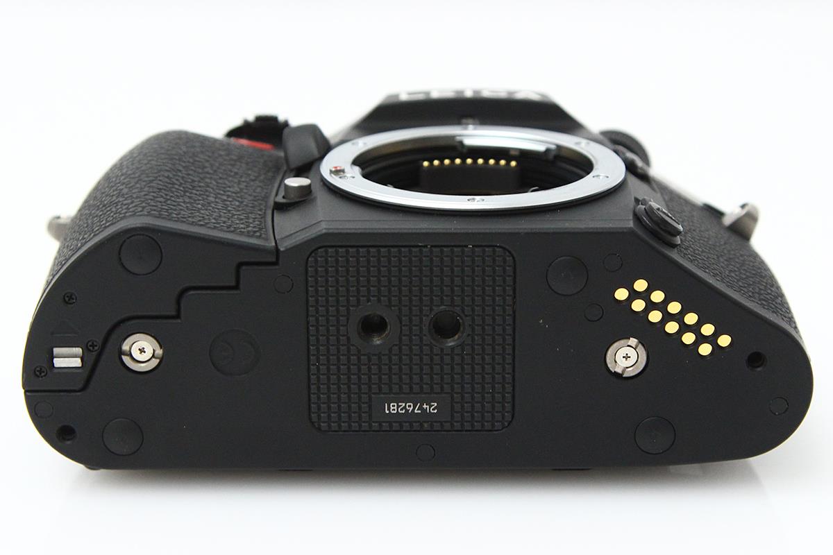15061E 未使用に近い Leica R8 ライカ 一眼レフカメラ ボディ leica-r8-sl-1219-002.jpg