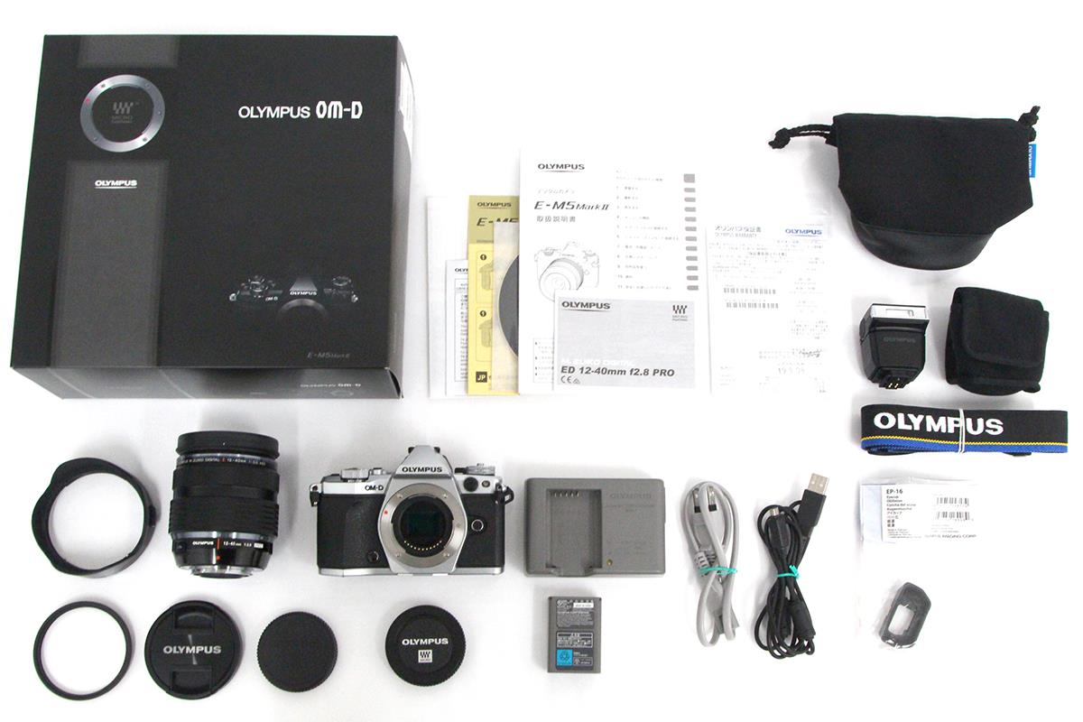 直販店OLYMPUS E-M5 Mark II/ED12-40mm f2.8 PRO デジタルカメラ