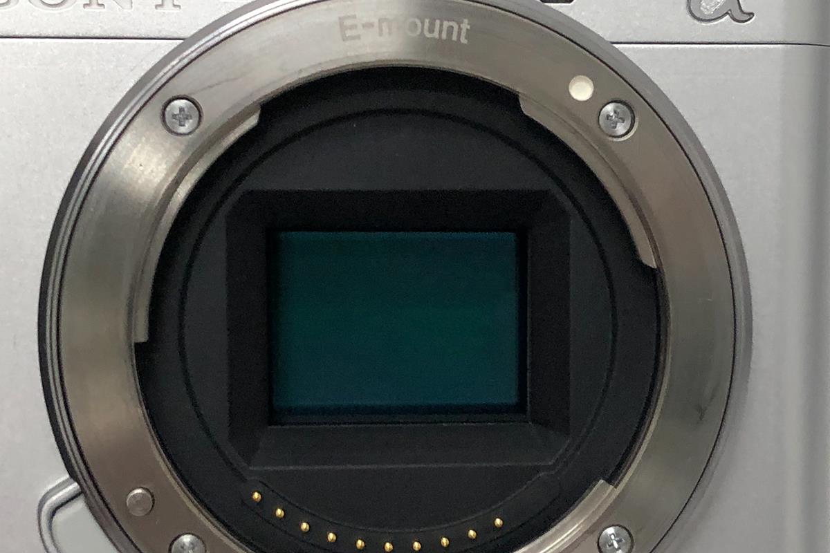 α6400 ILCE-6400 ボディ [シルバー] 新品未開封 中古】α6400 ILCE-6400 ボディ シルバー [2133062187636