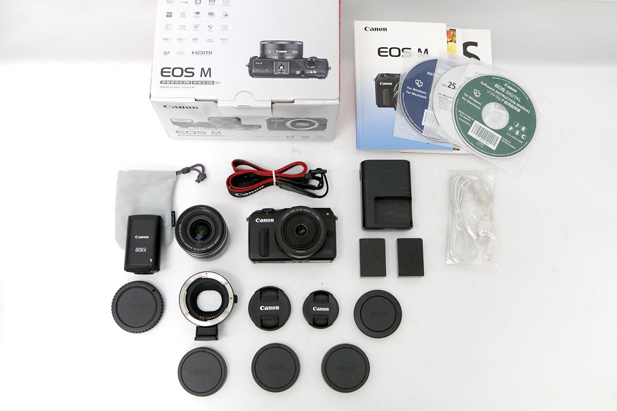キヤノン EOS M ダブルレンズキット白 おまけ（カメラバッグ）付き