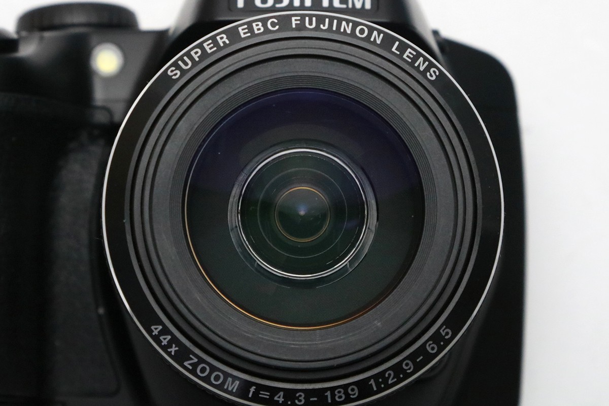 FinePix S8400 CA01-M3800-3Y1A-ψ | 富士フイルム | コンパクト 