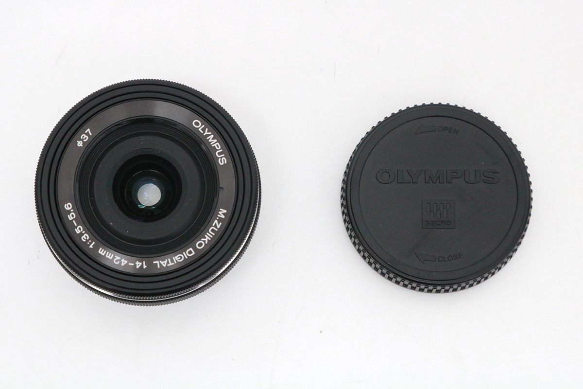 M.ZUIKO DIGITAL ED 14-42mm F3.5-5.6 EZ ブラック CA01-M3961