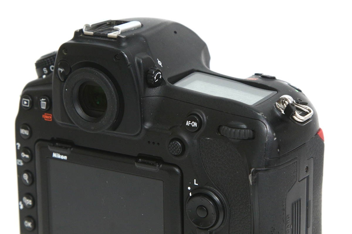 D850 ボディ CA01-R1863-3V1B-ψ | ニコン | デジタル一眼レフカメラ
