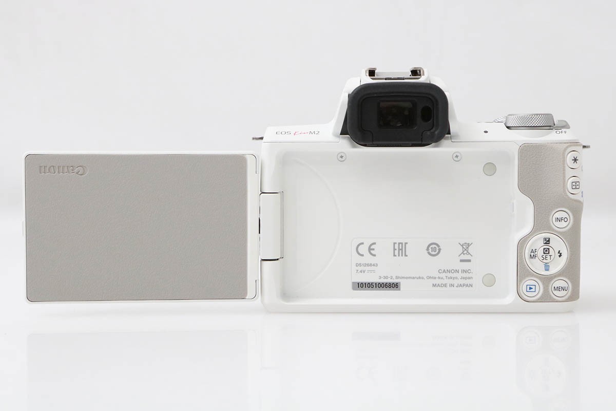 ★美品★Canon EOS M2 ボディ ホワイト 白 純正ケース EOS Kiss M2 ボディ [ホワイト] CA01-M4665-2P2A | キヤノン