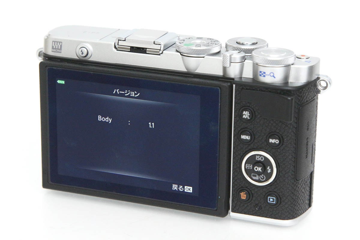 OLYMPUS PEN E-P7 ボディ [シルバー]（センサー清掃済み） CA01